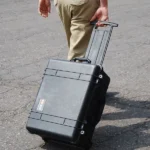 wheeled-hard-case-pulling